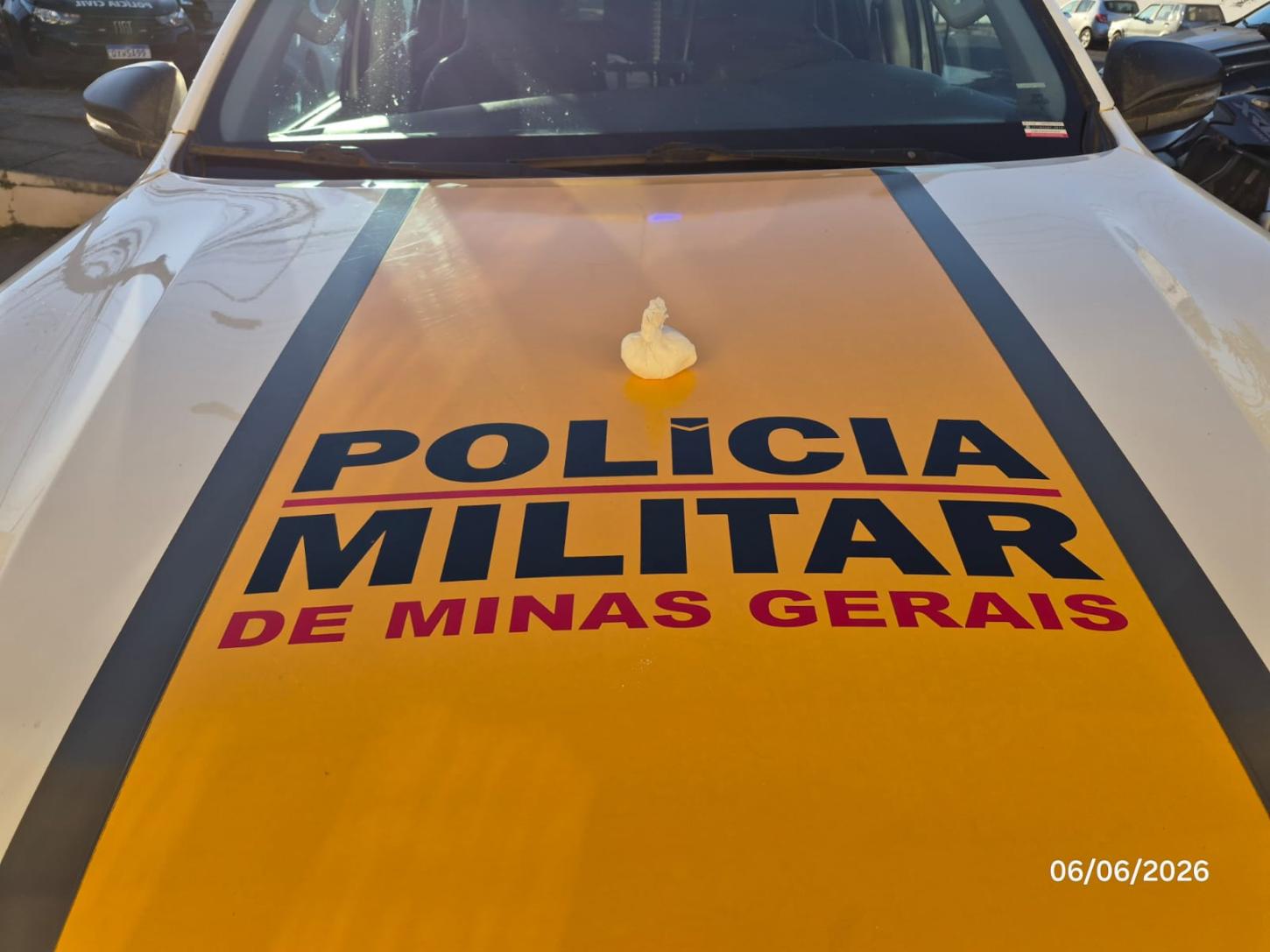 Dupla é presa com cocaína durante operação antidrogas na MGC-452, em Perdizes