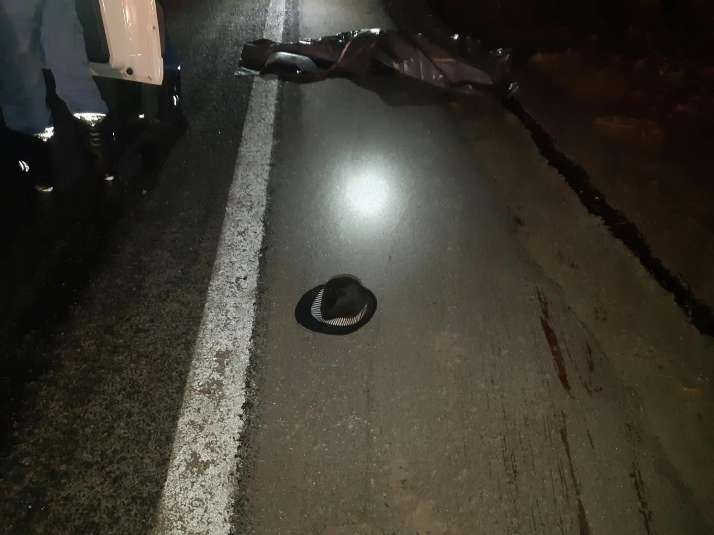 Pedestre morre atropelado na BR-262 e motorista foge