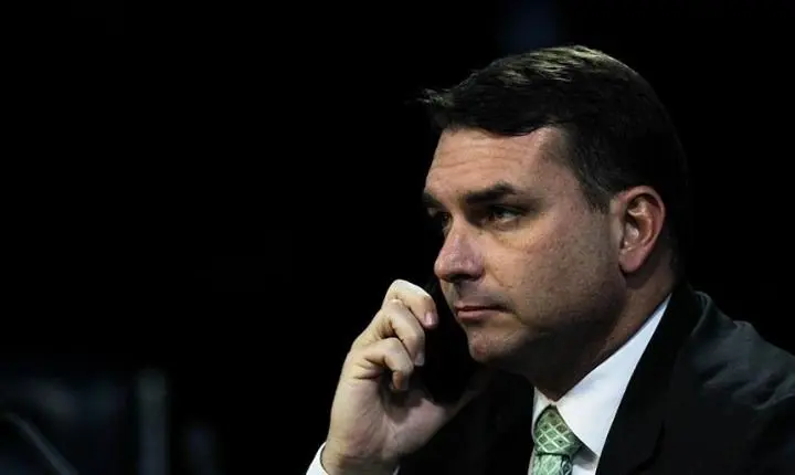 Flávio Bolsonaro lidera votação para presidente em Perdizes